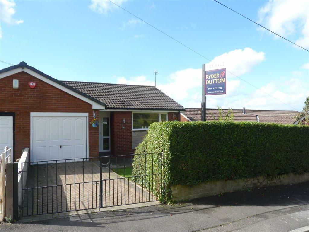 Birks Avenue, Lees, Oldham 3 bed semidetached house £169,950