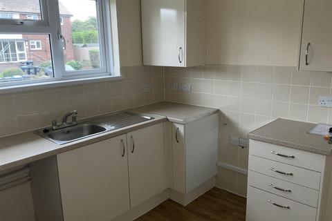 1 bedroom flat for sale, Airedale Close, Margate, Kent