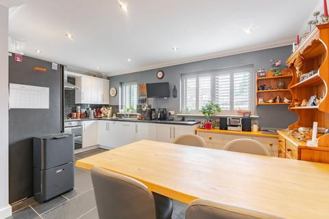 4 bedroom semi-detached house for sale, Bertram Way, Norwich