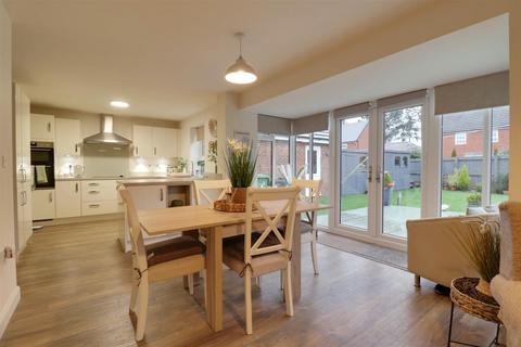 4 bedroom detached house for sale, Duncan Road, Alsager, Cheshire