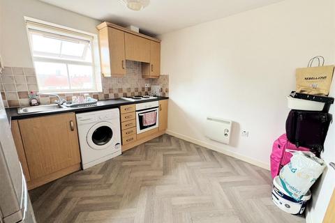 1 bedroom apartment for sale, Charlton Court, Boundary Drive, Huntscross, Liverpool