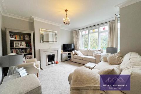 3 bedroom semi-detached house for sale, Leeds LS17