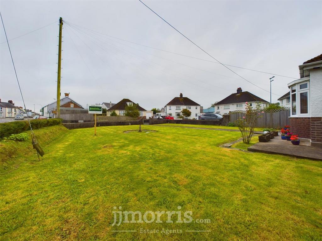 CAM01583 G0-PR0175-STILL015.jpg