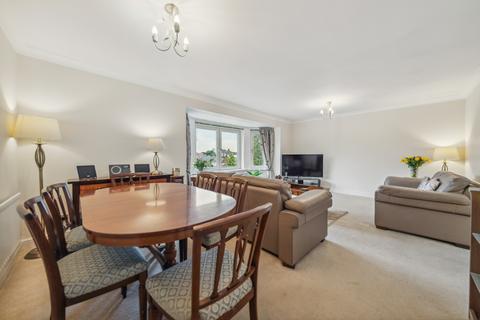 3 bedroom flat for sale, Braemar Court, Muirend, East Renfrewshire, G44 3HF