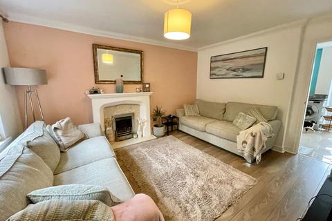 67 Cophams Close, Solihull, B92 9JJ