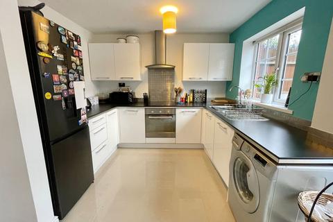 67 Cophams Close, Solihull, B92 9JJ