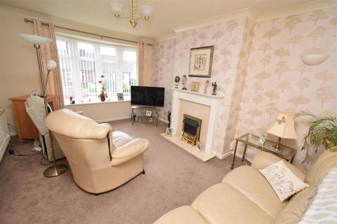 2 bedroom detached bungalow for sale, Beehive Green, Westhoughton, BL5 3HS