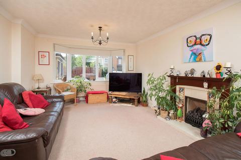 4 bedroom detached house for sale, Hagley Close, Market Harborough LE16