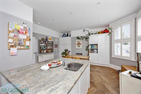 4 bedroom maisonette for sale, Eaton Place, Brighton BN2