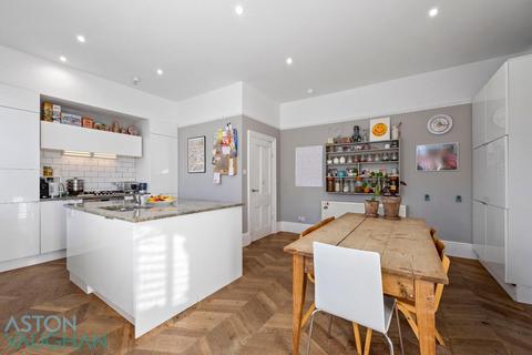 4 bedroom maisonette for sale, Eaton Place, Brighton BN2