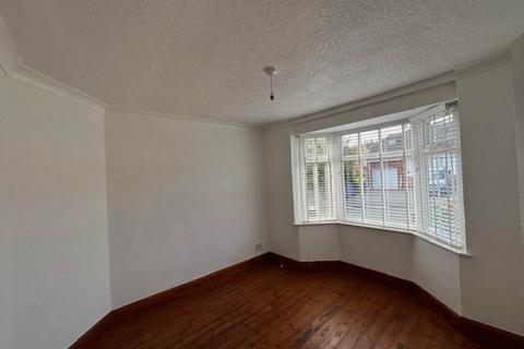 2 bedroom bungalow to rent, Scarsdale Avenue, Allestree, Derby