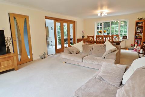 4 bedroom detached house for sale, Winterbourne Monkton, SN4 9NW