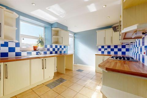 3 bedroom terraced house for sale, Grove Road, Portland