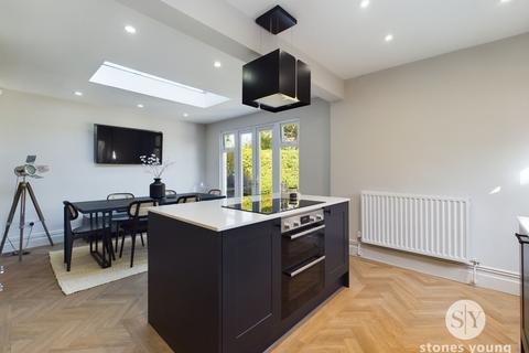 7 Valley Road, Wilpshire, Blackburn, BB1 9JJ
