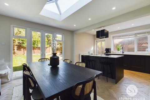 7 Valley Road, Wilpshire, Blackburn, BB1 9JJ