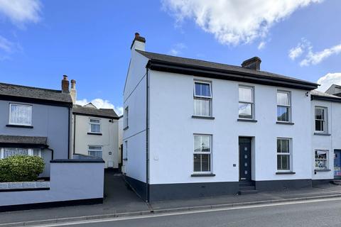 3 bedroom cottage for sale, Fore Street, Northam