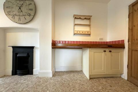 3 bedroom cottage for sale, Fore Street, Northam