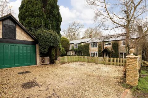 3 bedroom cottage for sale, East End, Witney OX29