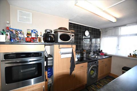 2 bedroom flat for sale, Constable House, Ayley Croft, Middlesex