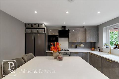 4 Blade Road, Colchester, CO4 5ZU