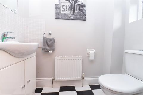 3 bedroom terraced house for sale, York Avenue, New Milton, Hampshire, BH25