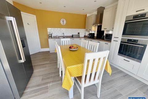 22 Cavalry Chase, Okehampton, EX20 1GR