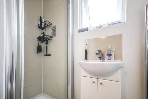 1 bedroom apartment for sale, Guildford Street, Surrey KT16