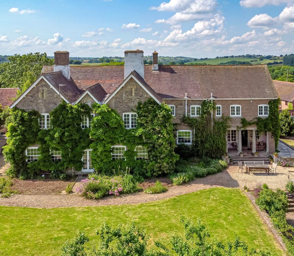 Glazeley Manor