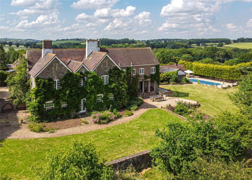 Glazeley Manor