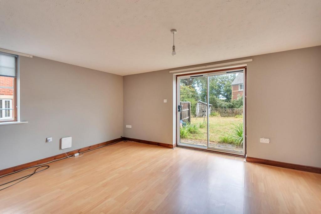 Living Room.jpg