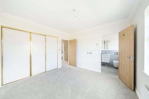 2 bedroom retirement property for sale, Priestland Gardens, Castle Village, Berkhamsted, Hertfordshire, HP4