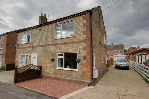 2 bedroom semi-detached house for sale, Seymour Lane, Alford LN13