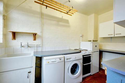 2 bedroom terraced house for sale, Dovecote Lane, Beeston, Nottingham