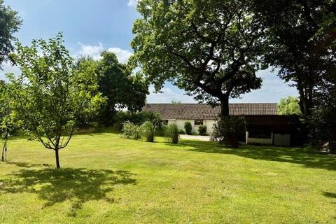3 bedroom bungalow for sale, Berry, Shebbear, Beaworthy