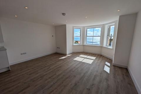 2 bedroom apartment to rent, Beaumont Rise, Ventnor