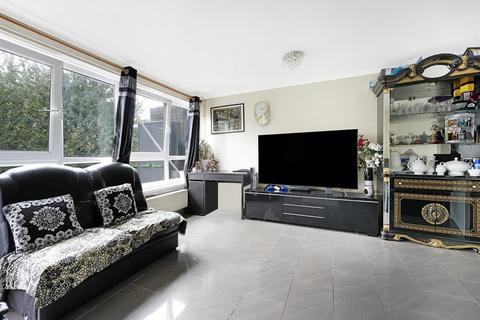 3 bedroom maisonette for sale, Ebenezer Mussel House, Patriot Square, London