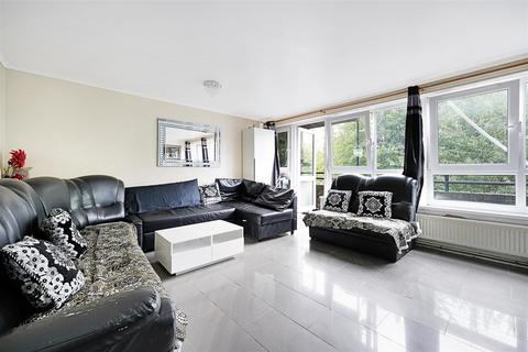 3 bedroom maisonette for sale, Ebenezer Mussel House, Patriot Square, London