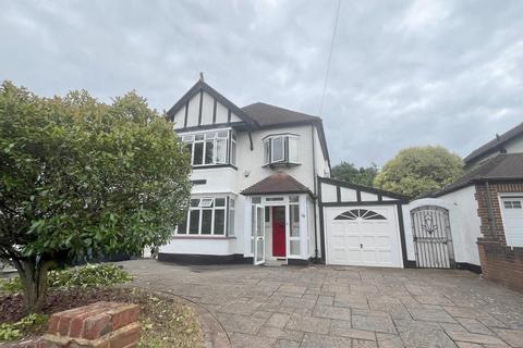 4 bedroom detached house to rent, Waterer Rise, Wallington SM6