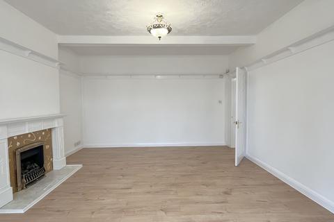 5 bedroom detached house to rent, Waterer Rise, Wallington SM6