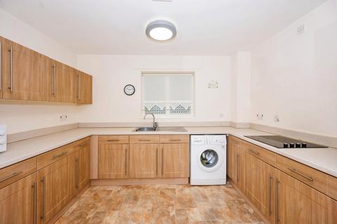 2 bedroom flat for sale, Heyeswood, Haydock, WA11