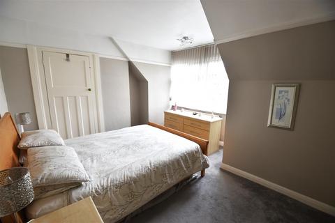 2 Lenham Road, Bexleyheath, DA7 5LY