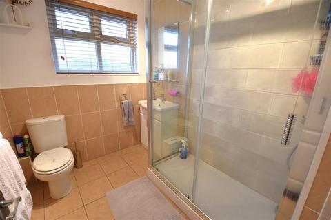 2 Lenham Road, Bexleyheath, DA7 5LY