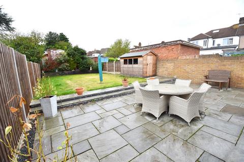 2 Lenham Road, Bexleyheath, DA7 5LY