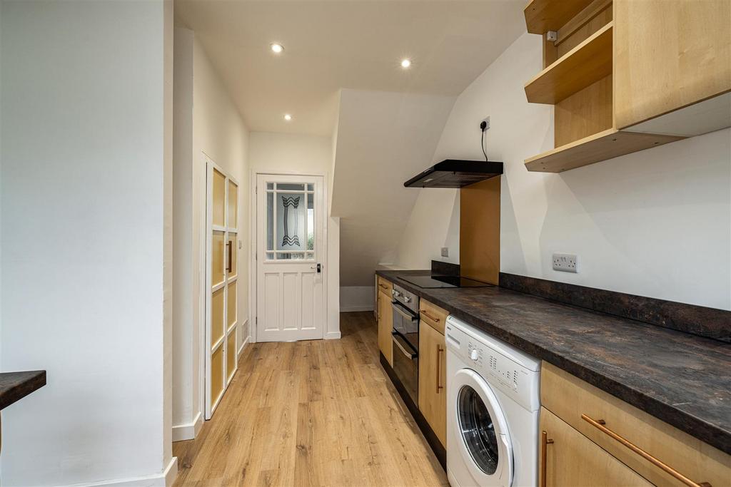 17 Lauriston Gardens Selkirk 14.JPG