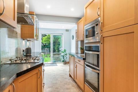 32 North Drive, Orpington, BR6 9PQ