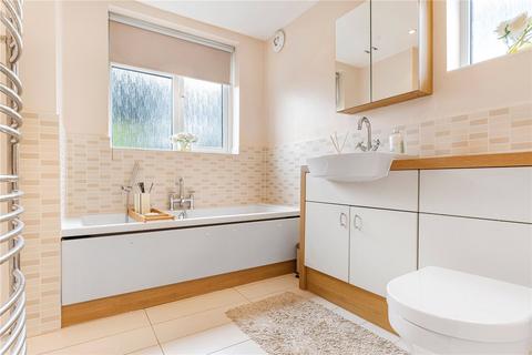 32 North Drive, Orpington, BR6 9PQ