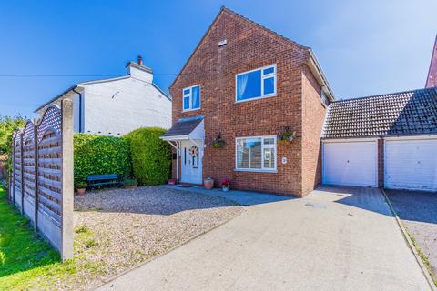 4 bedroom detached house for sale, Norwich Road, Dereham