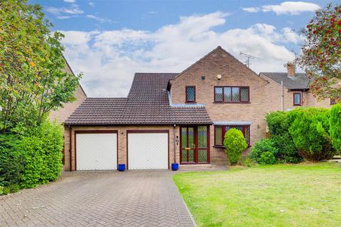 4 bedroom detached house for sale, Hathersage Rise, Nottingham NG15