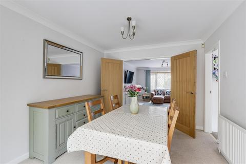 4 bedroom detached house for sale, Hathersage Rise, Nottingham NG15