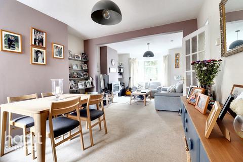 3 bedroom terraced house for sale, Coleridge Road, Cambridge